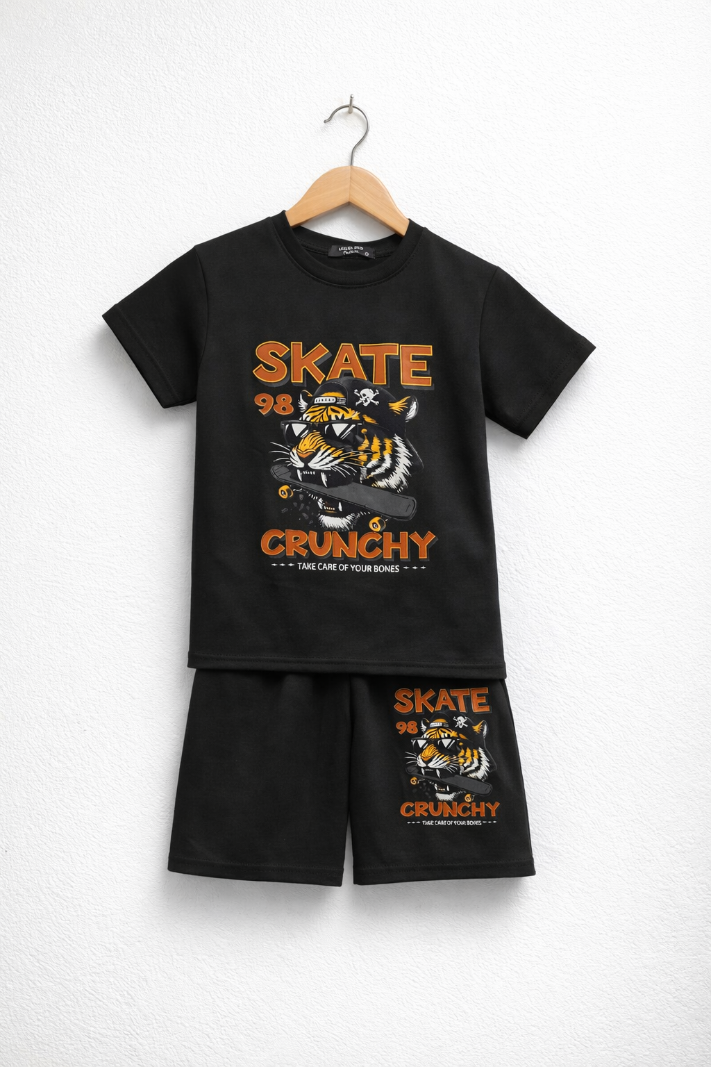 Conjunto niño tigre