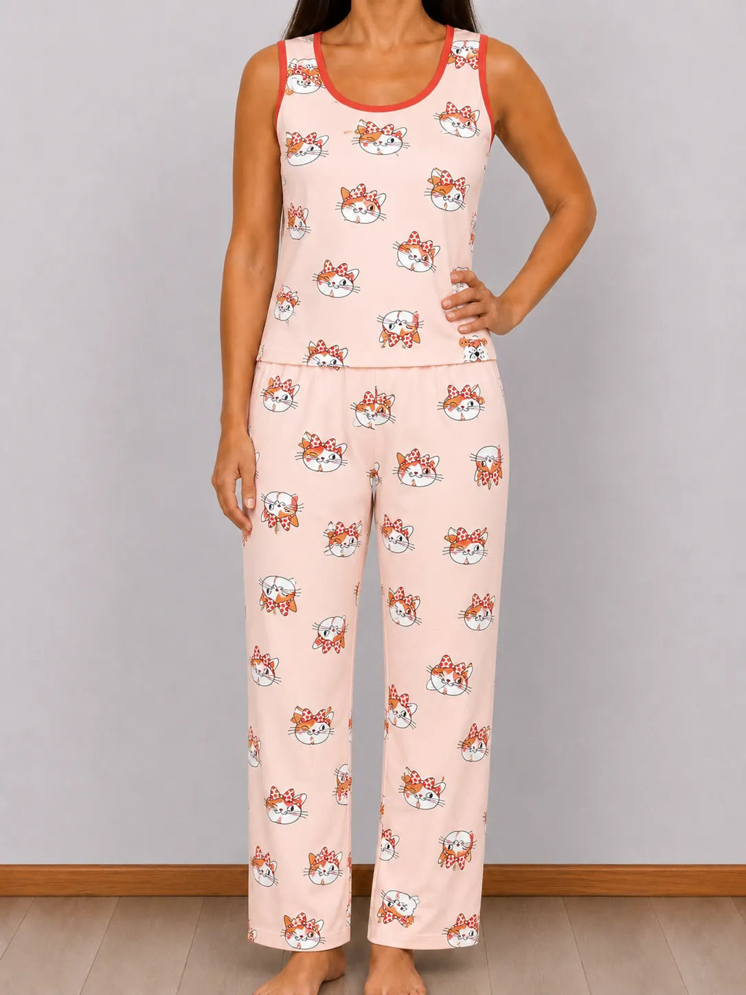 Pijama de pantalón con estampado animado
